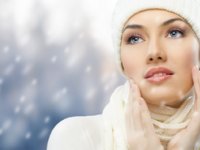 چگونه زمستان با پوست شما مهربان می شود؟!