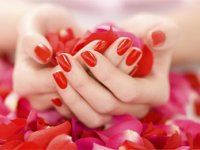 لاک ناخن ، زیبایی و معایب