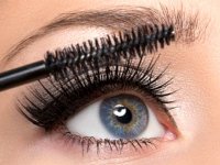 آموزش ساخت ریمل طبیعی تقویت کننده مژه در خانه