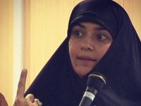 الهام چرخنده: بارها هم خودم و هم فرزندم کتک خوردیم