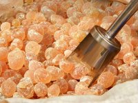 آشنایی با کاربردهای جالب روغن مصطکی در طب سنتی