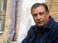 عبدالرضا اکبری: چرا بازیگران مرد «ستایش» گریم می‌شوند، اما بازیگر زن اصلی نه؟