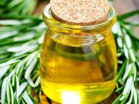 تاثیر جادویی رزماری در تقویت مو