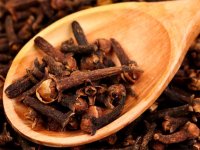 ۱۰ مورد از خواص میخک برای سلامتی