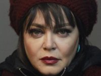 سلفی بهاره رهنما در کنار پدرش با گوشی لاکچری اش