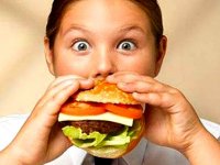 چگونه دربرابر ولع غذا خوردن مقاومت کنیم؟