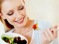 این مواد غذایی ضد پیری پوست هستند