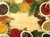 تاثیر ضد باکتریایی ترکیب چند گیاه دارویی