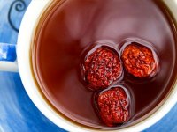 دم‌نوش عناب و زرشک؛ معجون سلامتی