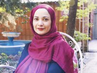 تیپ ضد کرونایی نسرین نصرتی و دخترش در خیابان +عکس