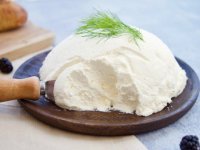 طرز تهیه پنیر خامه‌ای خانگی