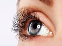 آشنایی با مزایا و معایب لیفت و لمینت مژه