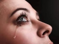 چرا با گریه کردن آرام می شویم؟