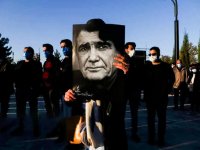 هنرمندانی که در خاکسپاری محمدرضا شجریان در توس حضور داشتند+عکس