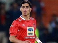 نادری به باشگاه پرسپولیس رفت