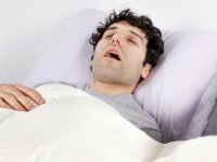 خروپف را با یک راه حل ساده خانگی درمان کنید