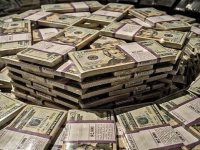 کاهش قیمت دلار ادامه دارد؟