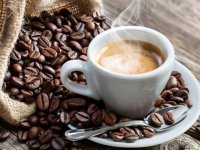 نوشیدن قهوه به حفظ جوانی و طراوت پوست صورت کمک می‌کند
