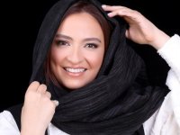 تصویری از گلاره عباسی کنار نوید محمدزاده و محسن تنابنده در دهه ۶۰ با پوشش متفاوت+ عکس
