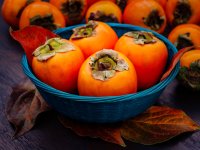 بلایی که خوردن زیاد خرمالو سرتان می‌آورد