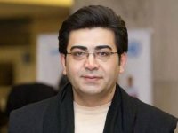بیماری فرزاد حسنی یک تئاتر را تعطیل کرد