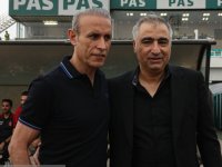 گل‌محمدی: کار استقلال در فشار به داور فینال غیرحرفه‌ای است