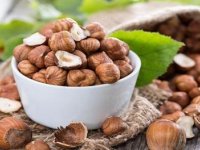 با این آجیل به جنگ فشار خون بروید