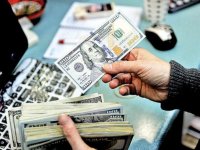 قیمت سکه، طلا و ارز ۱۴۰۰.۰۴.۰۸؛ دلار آزاد وارد کانال ۲۵ هزار تومان شد