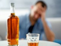 مسمومیت ناشی از مصرف الکل چه علائمی دارد؟
