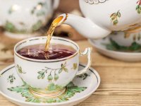 نوشیدن چای برای این افراد ممنوع است
