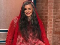 استایل «نعیمه نظام دوست» در تئاتر «شب» ایرانشهر (عکس)