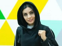 صحرا اسداللهی با «استایل اسپرت» در پردیس باغ کتاب + عکس