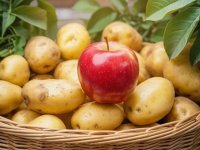 چطور سیب از خراب شدن سیب زمینی جلوگیری می‌کند؟