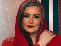 تبریک خواهر پژمان جمشیدی به نعیمه نظام دوست + عکس