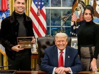 جورجینا رودریگز در دفتر کار ترامپ + عکس