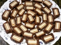 طرز تهیه خرما ویفری ، میان وعده مقوی