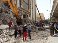 توقف موقت آواربرداری در متروپل آبادان