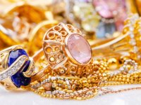 قیمت طلا، سکه و ارز ۱۴۰۰/۰۹/۱۶؛ دلار چقدر قیمت خورد؟