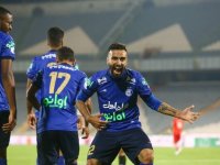 پیام عاشقانه مهاجم جنجالی برای استقلالی‌ها+عکس