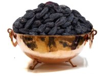 از خواص فوق‌العاده کشمش سیاه برای سلامتی چه می‌دانید؟