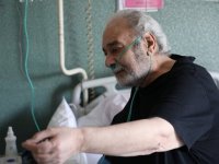 وداع قبل از رفتن جواد عزتی و عباس جمشیدی‌فر با محمد کاسبی+ عکس