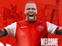 اولین تصویر از شیخ دیاباته با پیراهن پرسپولیس+عکس