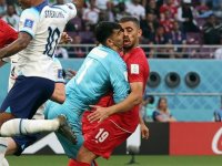  بیرانوند با نقابی خاص در تمرین تیم ملی +عکس