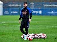 تفریحات زمستانی مسی به همراه خانواده +عکس