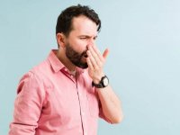 ۵ راهکار ساده برای رفع بوی بد سیر از دهان