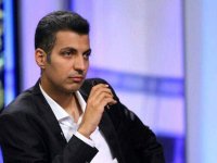 بازگشت عادل فردوسی پور با دکوری شبیه به برنامه 90+عکس