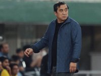 خداداد عزیزی: ببخشید!