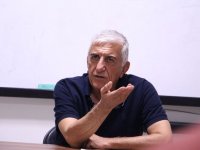 تبریک متفاوت رضا کیانیان برای شب یلدا + عکس