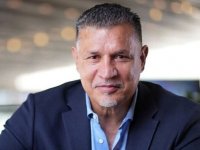 علی دایی و ساسی مانکن؛اعتراض‌ها به هوش مصنوعی + عکس