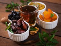 دیابتی‌ها با چای چه بخورند؟
